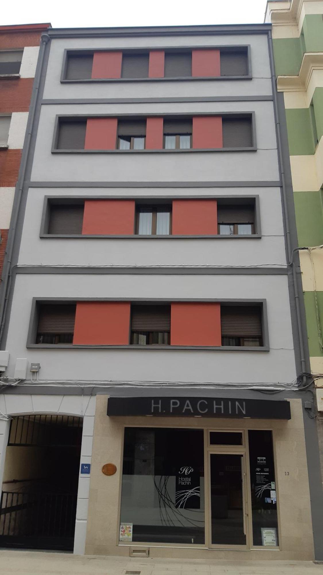 Hostal Pachin Mieres  Buitenkant foto